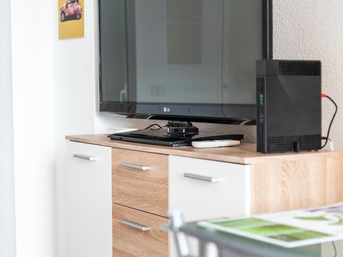 651 Bright Establishment, Heated Pool And Wi Fi * Los Cristianos (Tenerife)
